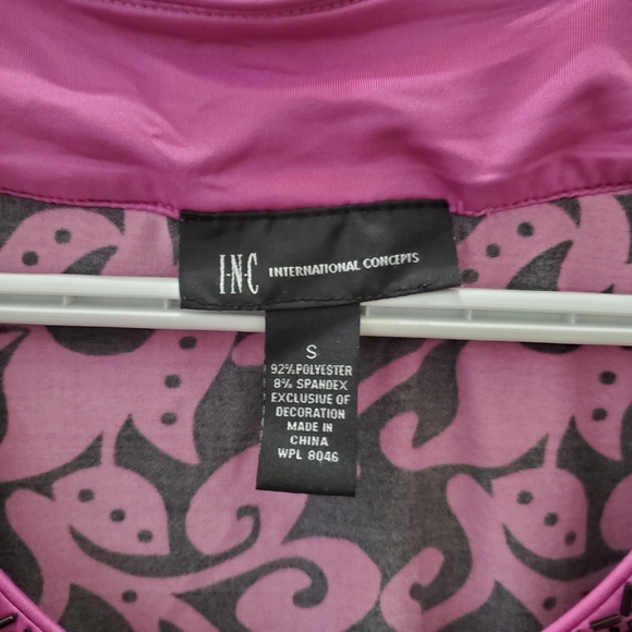 Tops - Picture 2 of 2